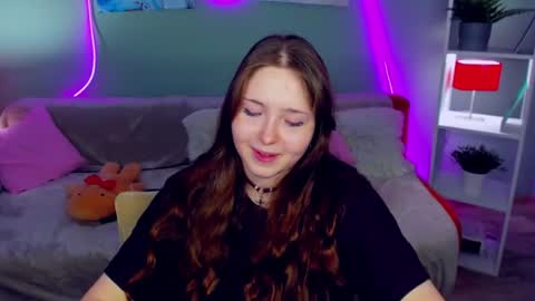 AlicaPeach online show from August 6, 1:43 pm