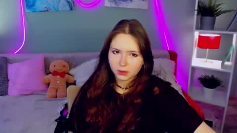 AlicaPeach online show from August 7, 5:07 am