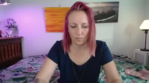 Alice online show from July 17, 5:57 pm