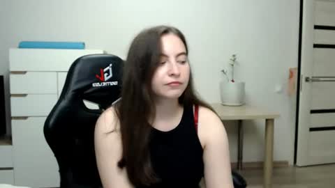 Alice online show from August 3, 4:47 pm