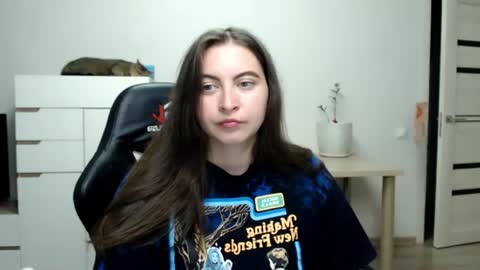 Alice online show from August 8, 5:46 pm
