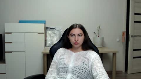 Alice online show from August 9, 6:31 pm