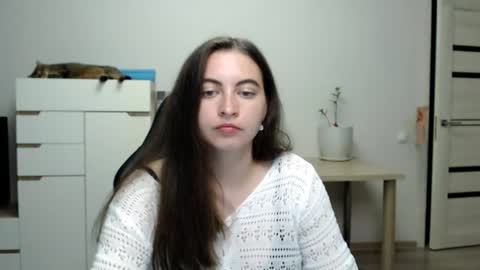 Alice online show from August 10, 12:01 am