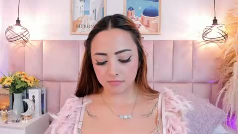 Alice Collen online show from August 5, 2:20 am
