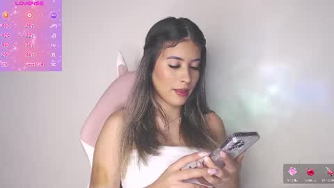 alice_cespedes online show from August 13, 10:57 pm