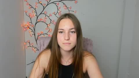 Alice online show from July 27, 4:01 pm