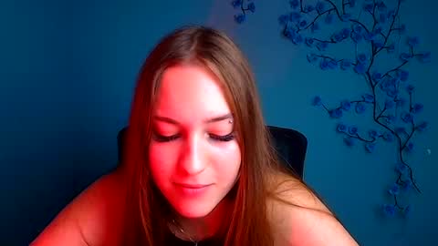 Alice online show from August 4, 2:14 pm