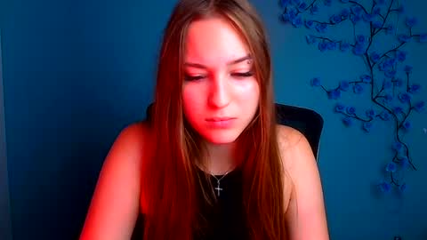 Alice online show from August 4, 4:48 pm