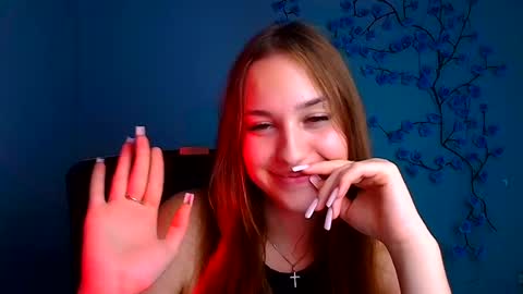 Alice online show from August 4, 10:40 pm