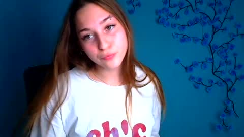 Alice online show from August 9, 11:44 am