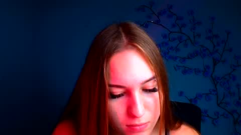 Alice online show from August 10, 1:34 pm