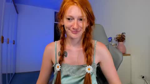Alice online show from August 14, 3:37 pm