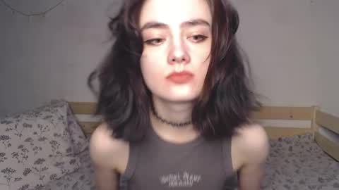 Alice    online show from April 27, 2:30 am