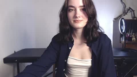Alice    online show from July 28, 9:43 pm