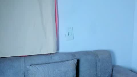 alice_jenner_ online show from August 13, 1:08 am