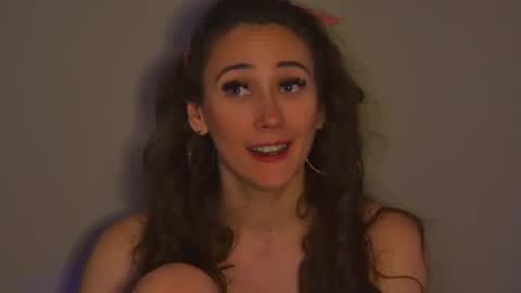 alice_munro online show from August 15, 6:01 pm