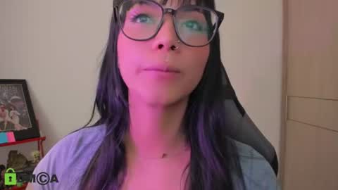 alice_rausing online show from September 10, 8:19 pm