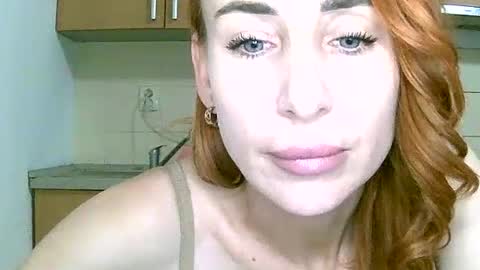 Alice Sewx online show from September 7, 4:46 pm
