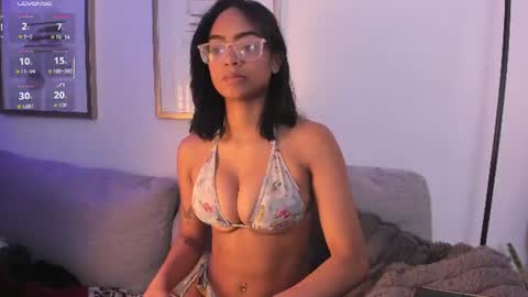 alice_simmons online show from July 25, 1:26 pm