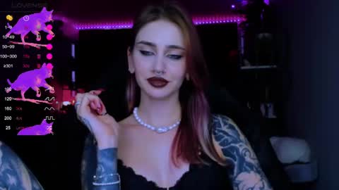 Alice online show from August 10, 12:50 pm