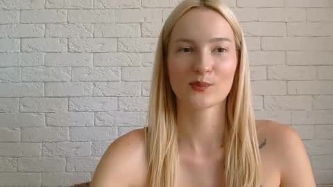 Alice online show from August 12, 1:13 pm
