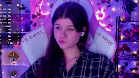 Alice online show from July 23, 1:08 am