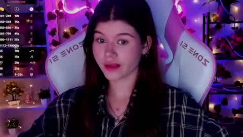Alice online show from August 16, 7:51 pm