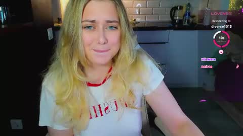 Alice online show from August 11, 1:02 pm