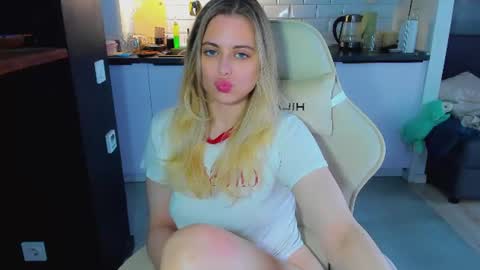 Alice online show from August 12, 4:48 am