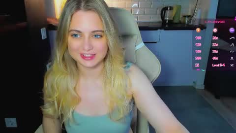 Alice online show from August 14, 3:32 am
