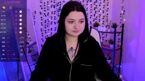 alice_weidel online show from August 13, 4:37 am