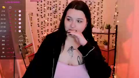 alice_weidel online show from August 14, 2:04 am