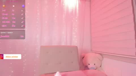 Alice  online show from August 15, 4:38 am