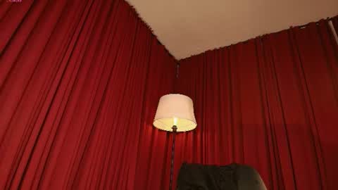 aliceblaker_ online show from August 14, 1:09 am