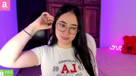 Aliceee 3 ... pvt open.    online show from June 19, 5:57 pm