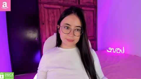 Aliceee 3 ... pvt open.    online show from July 20, 9:07 pm
