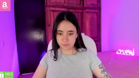 Aliceee 3 ... pvt open.    online show from August 6, 9:25 pm