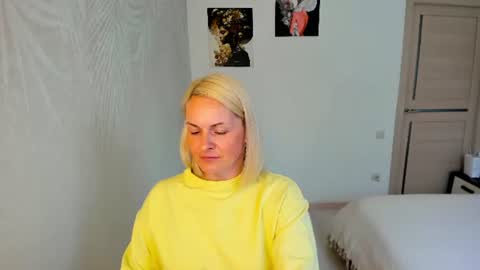 alicee__grace online show from July 18, 1:23 pm