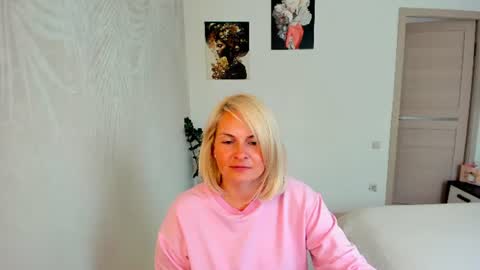alicee__grace online show from July 19, 9:55 am