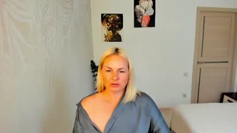 alicee__grace online show from July 29, 10:11 am