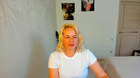 alicee__grace online show from July 31, 9:26 am