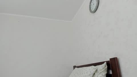alicee_diaz online show from July 23, 8:38 am