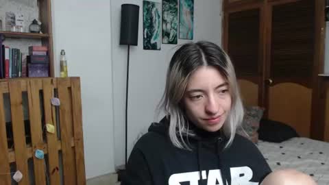 alicee_logan_ online show from July 24, 2:36 am