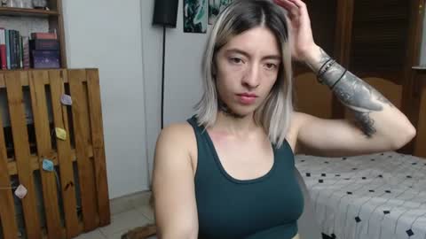 alicee_logan_ online show from July 29, 2:18 am