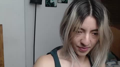 alicee_logan_ online show from July 29, 3:24 am