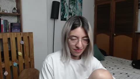 alicee_logan_ online show from July 31, 3:35 am