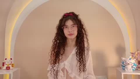 alice online show from August 14, 5:49 pm