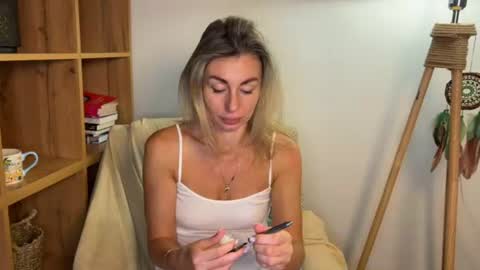 Daniella online show from August 10, 11:44 am