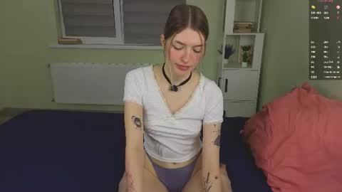 aliceeye online show from September 10, 7:35 pm