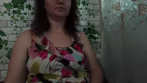 Alice online show from May 4, 4:52 pm